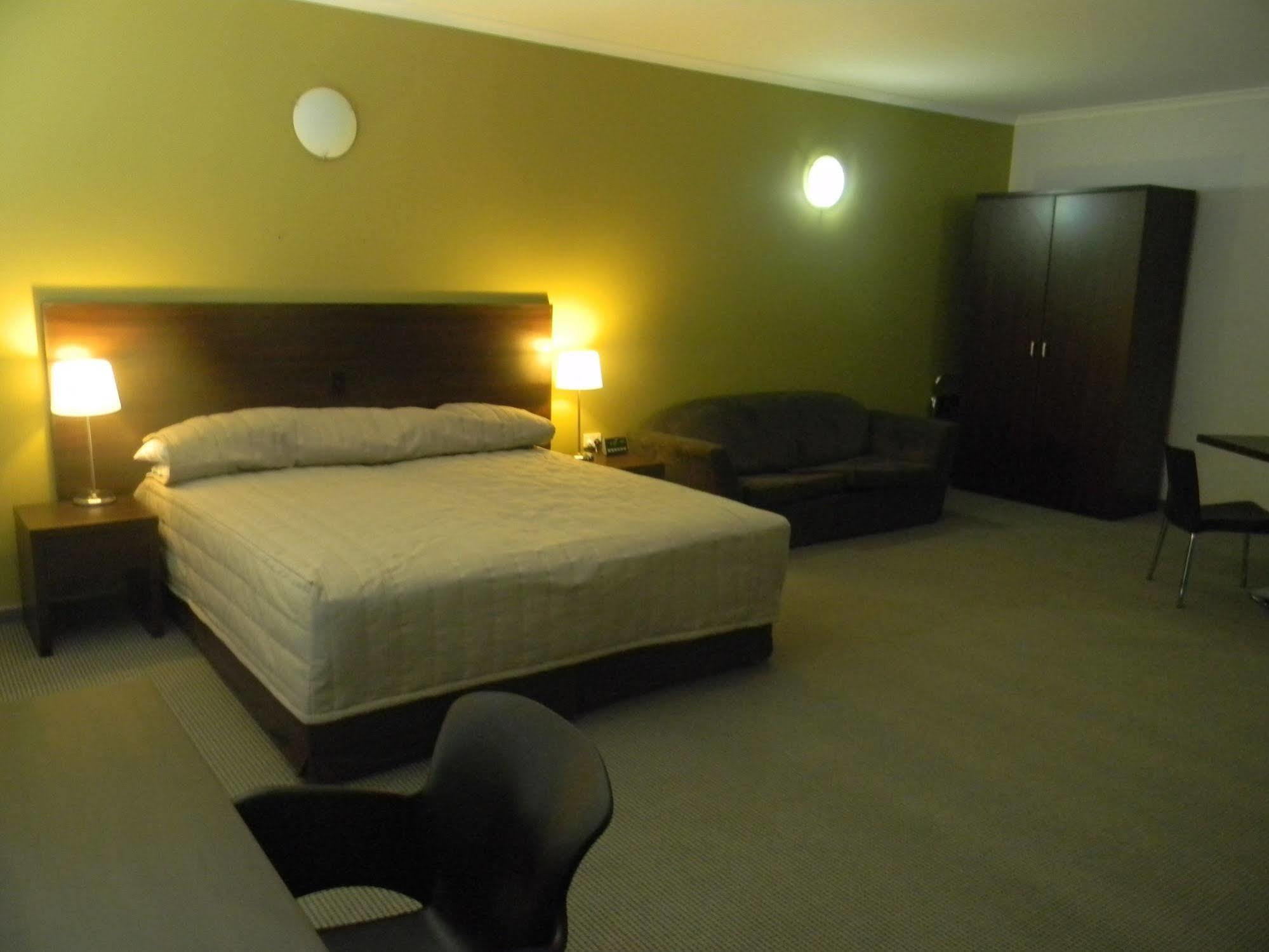 เดอะ เคฟนาฟ โฮเต็ล Hotel ดาร์วิน ภายนอก รูปภาพ