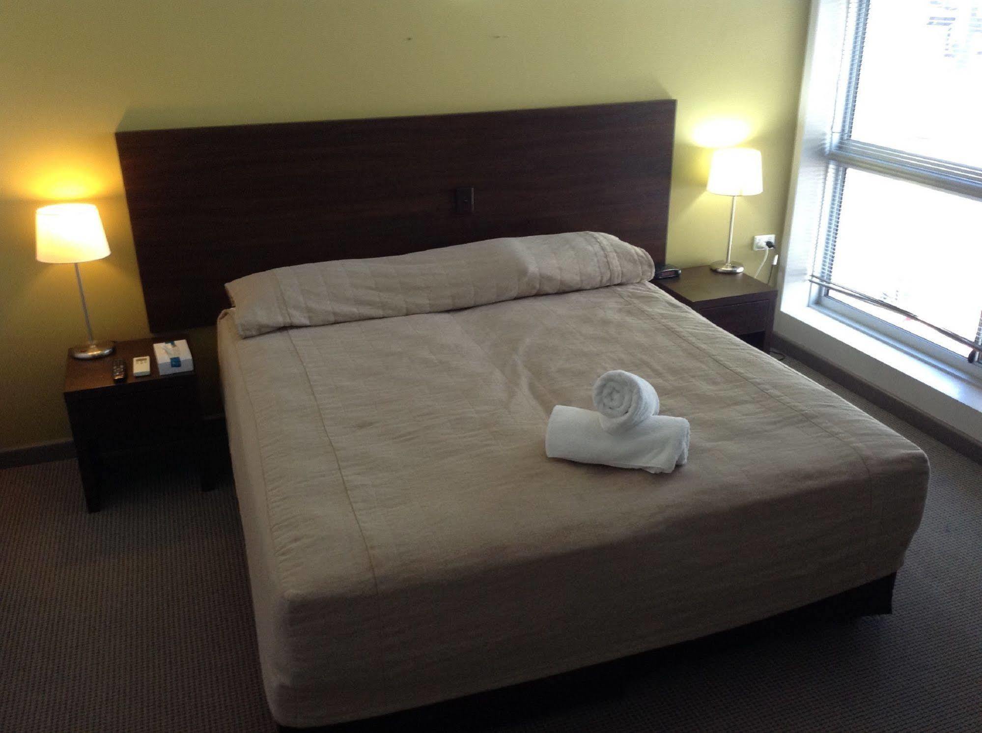 เดอะ เคฟนาฟ โฮเต็ล Hotel ดาร์วิน ภายนอก รูปภาพ
