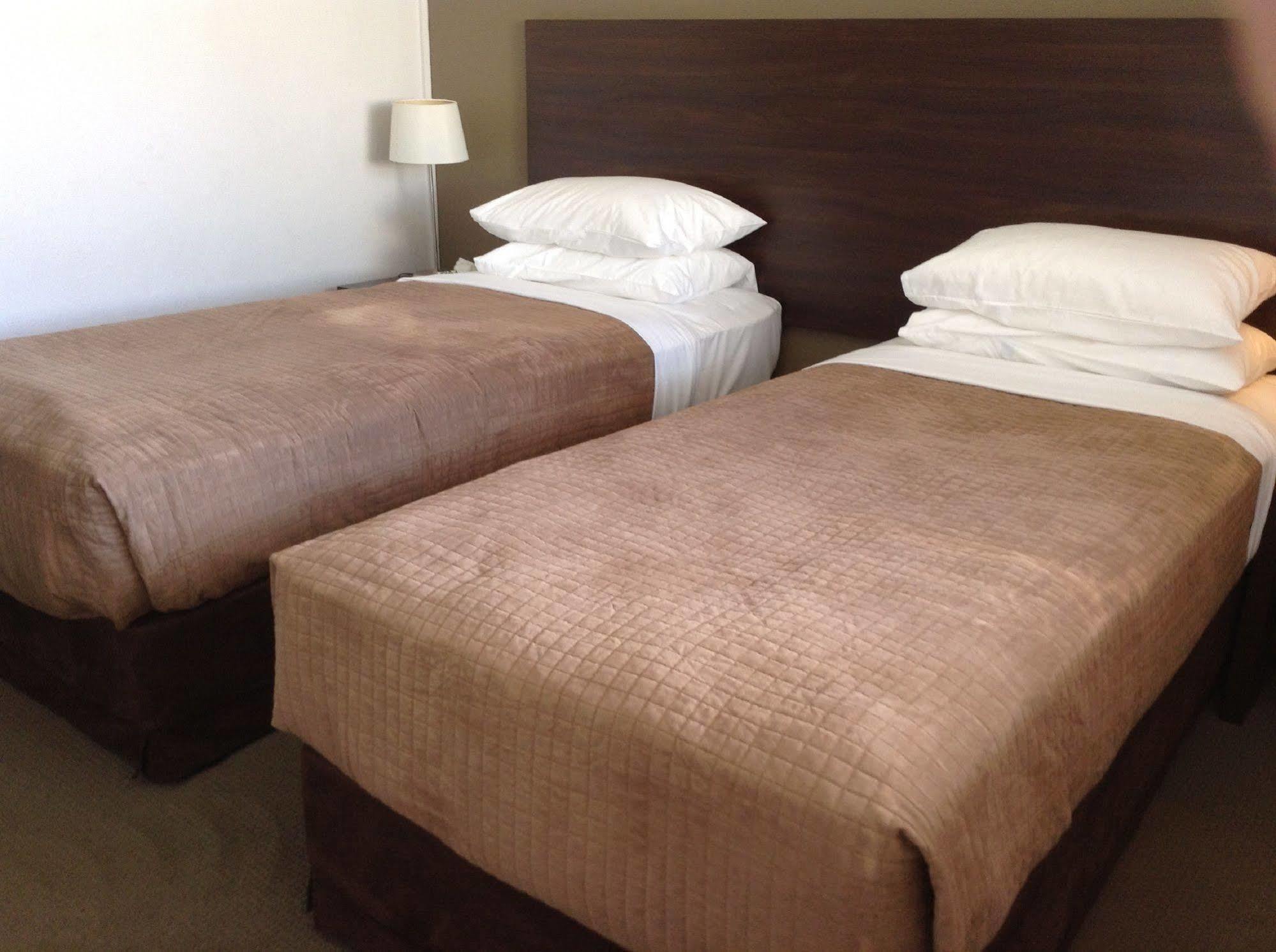 เดอะ เคฟนาฟ โฮเต็ล Hotel ดาร์วิน ภายนอก รูปภาพ