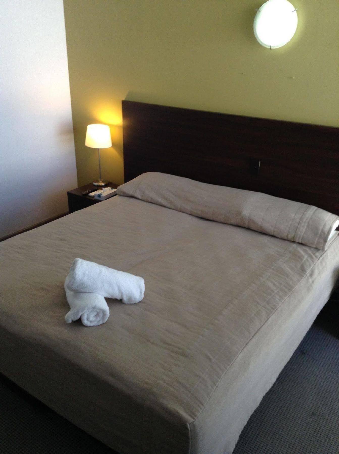 เดอะ เคฟนาฟ โฮเต็ล Hotel ดาร์วิน ภายนอก รูปภาพ